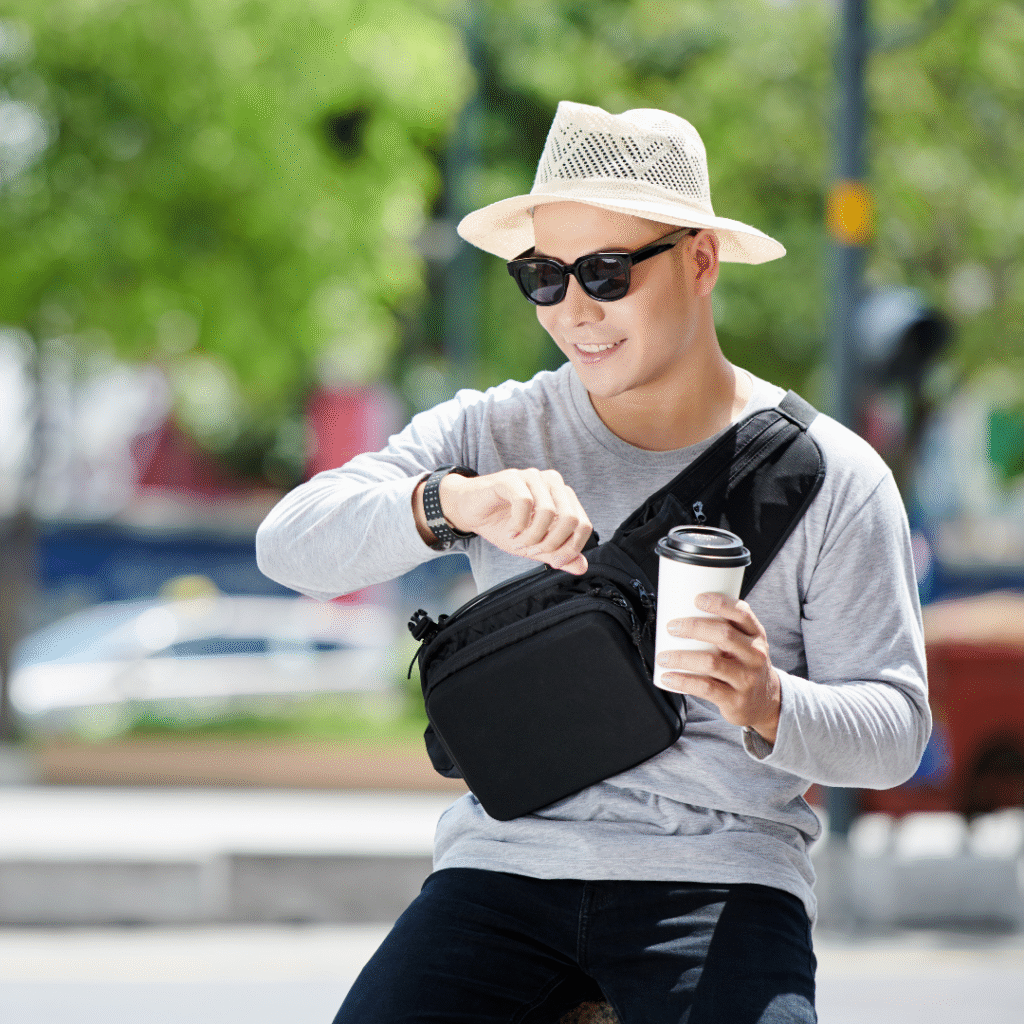 Travel crossbody bacpack